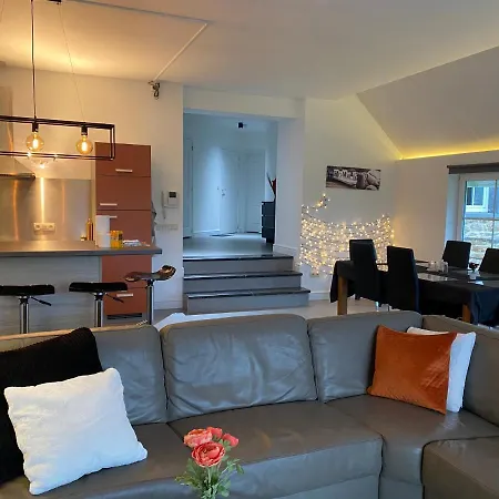 شقة Modern Appartement Met Gratis Parking, Zeer Rustig *